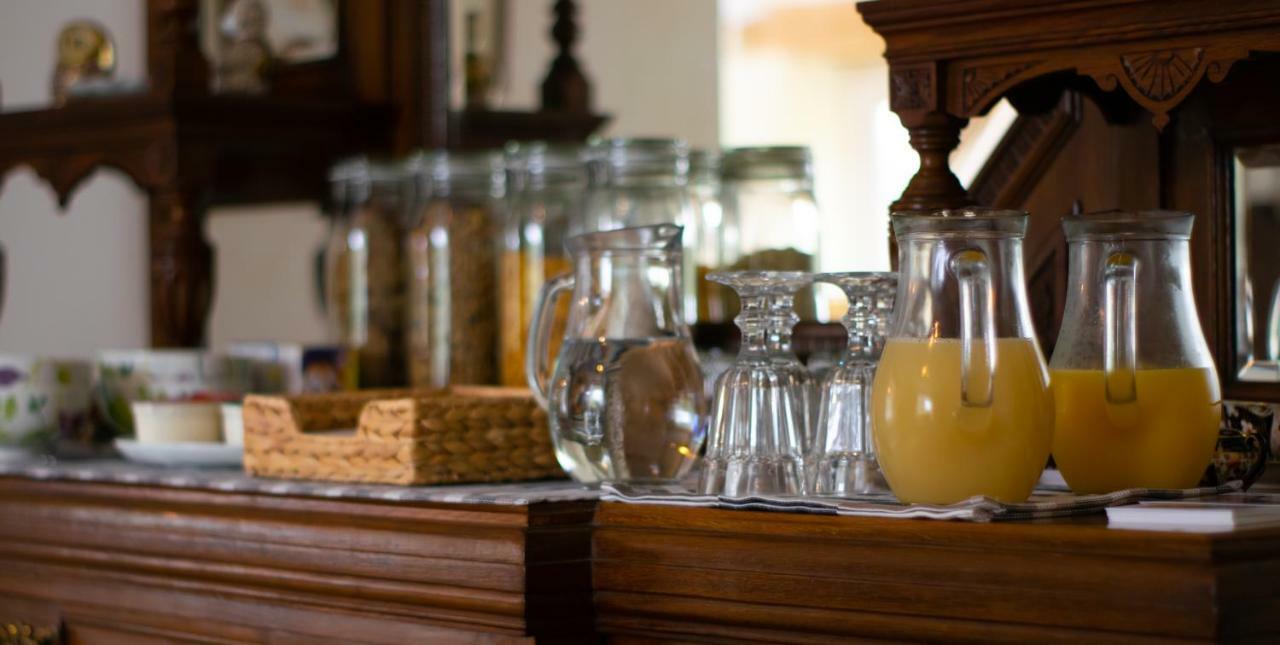 Pontyclerc Farm House Bed And Breakfast Ammanford Eksteriør bilde